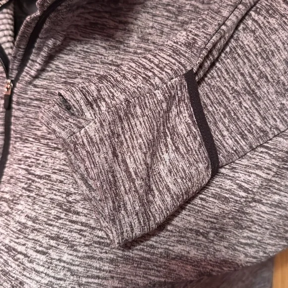 Nike Heathered Gray Quarter-Zip Top - Picture 2 of 4